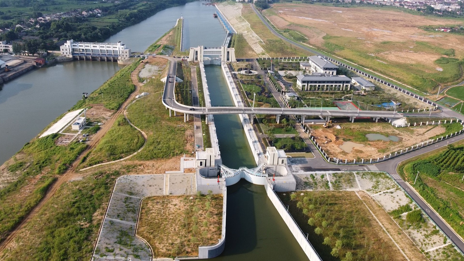 引江济淮兆河船闸 (1).jpg
